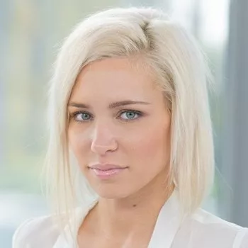 Porno Yıldızı Kacey Jordan